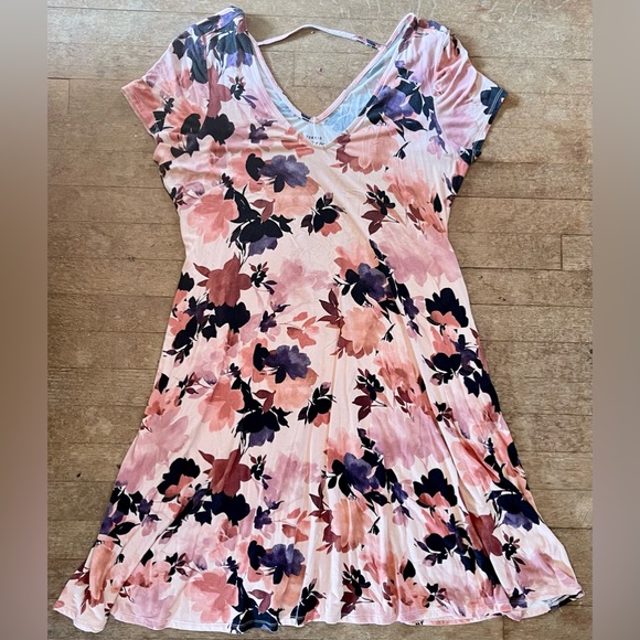 torrid Dresses & Skirts - Plus Size Torrid Mini Super Soft Trapeze Dress, SIZE 1